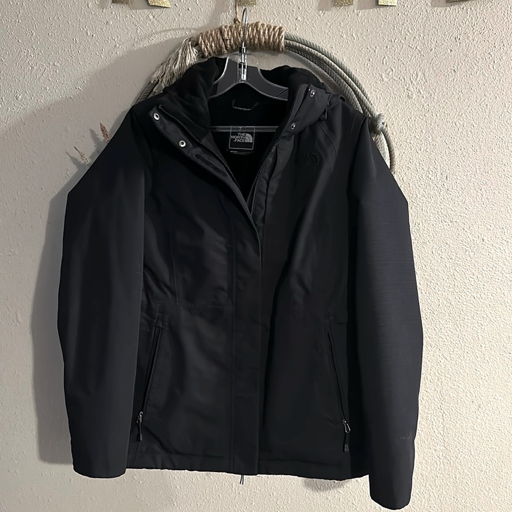 ** North Face ** Women’s Jacket Black size Small